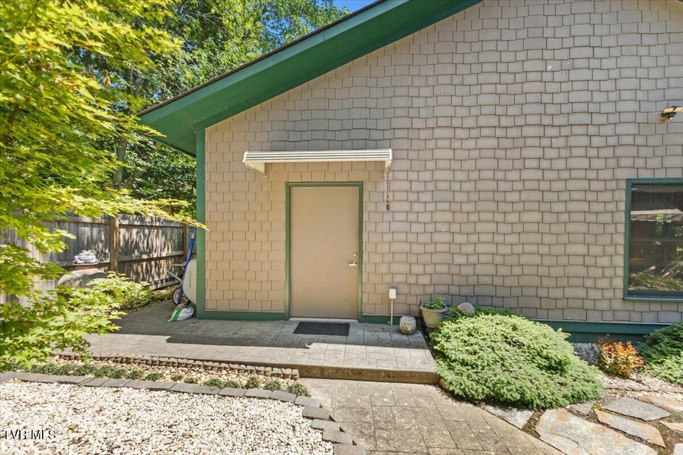 Photo #84: 112 Spruce Street