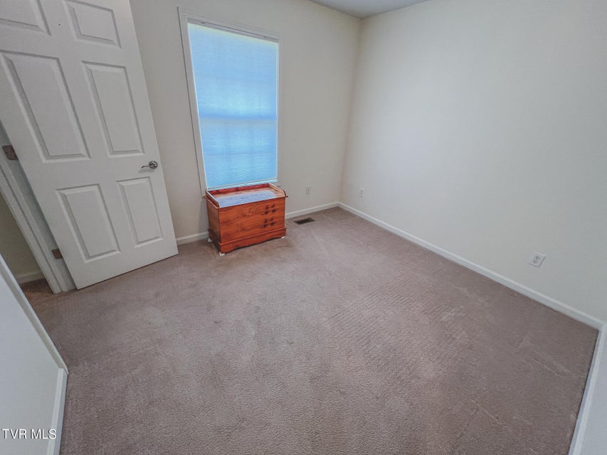 Photo #11: 612 Willow Court