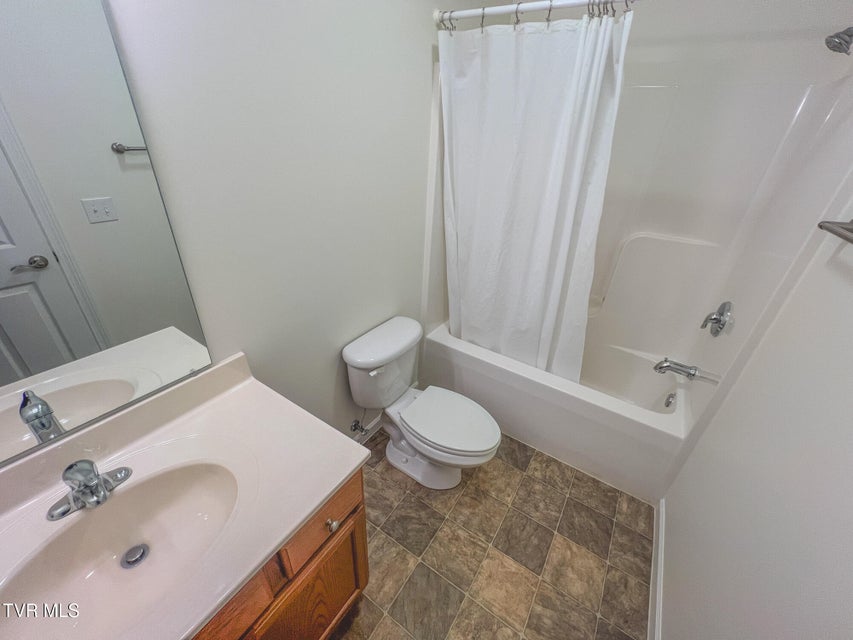 Photo #21: 612 Willow Court