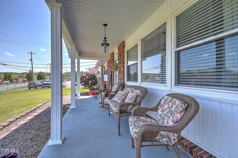 Photo #3: 1825 Pinebrook Drive