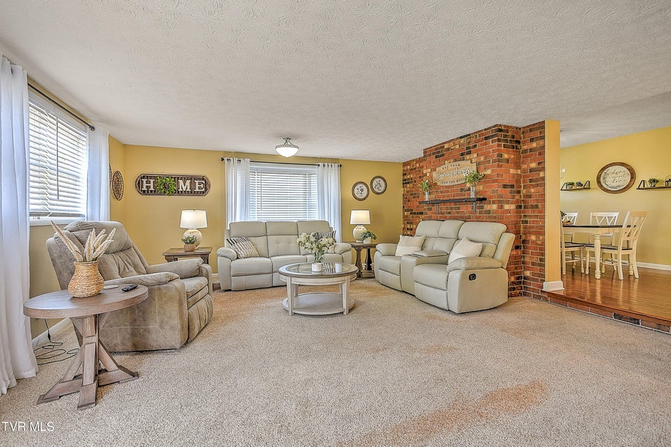 Photo #6: 1825 Pinebrook Drive