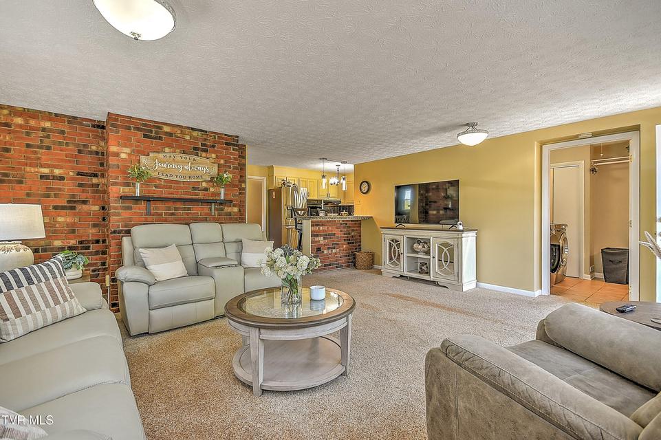 Photo #4: 1825 Pinebrook Drive