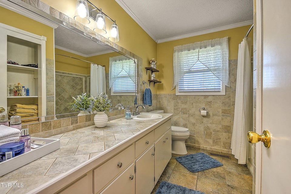 Photo #31: 1825 Pinebrook Drive