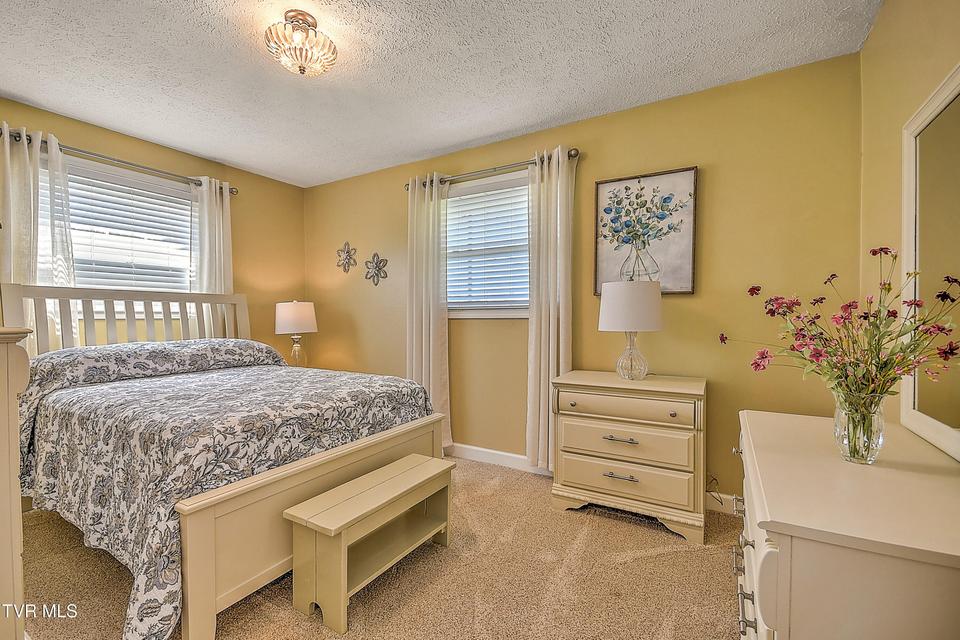 Photo #33: 1825 Pinebrook Drive