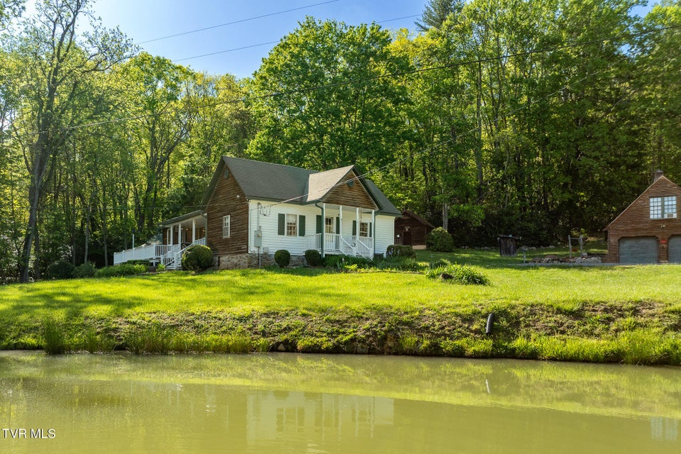 Photo #32: 151 Stonebridge Lane