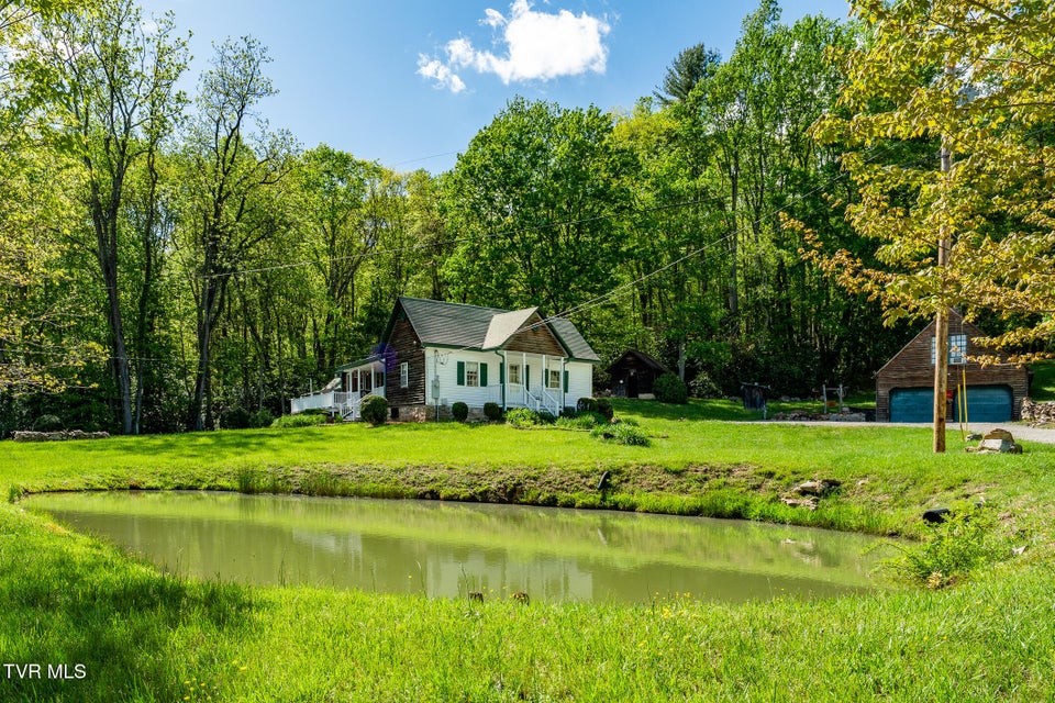Photo #37: 151 Stonebridge Lane