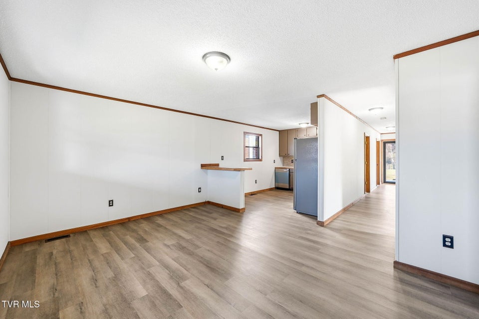 Photo #8: 1512 Fairview Avenue
