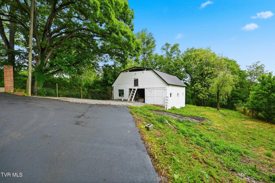 Photo #7: 244 Vermont Drive