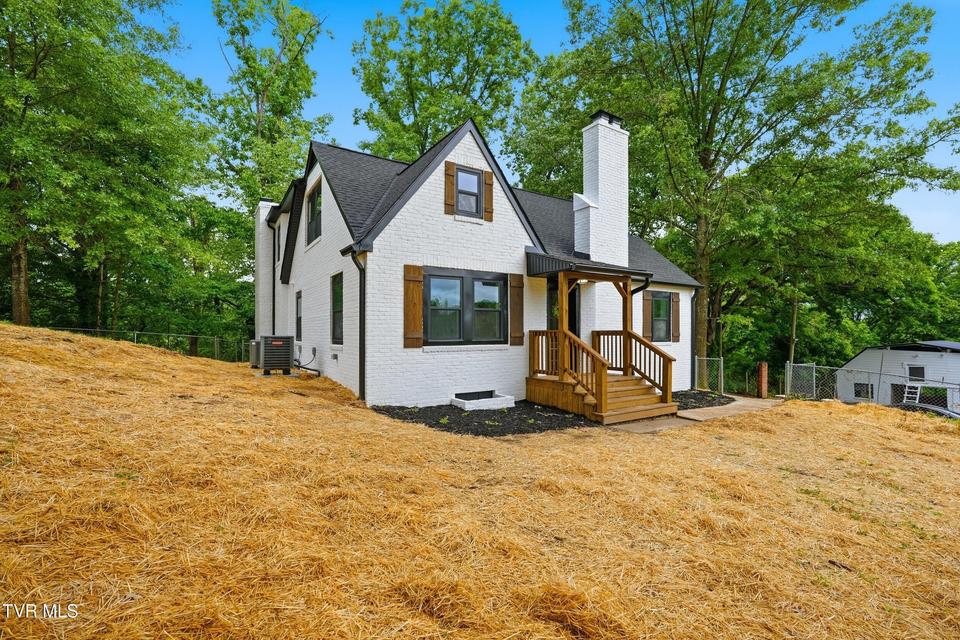 Photo #2: 244 Vermont Drive