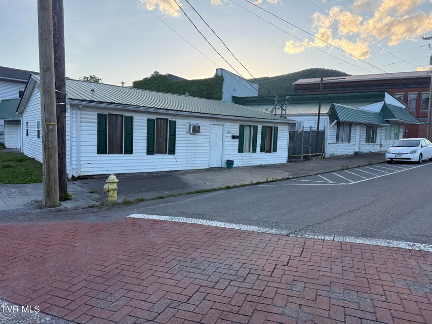 Photo #2: 201 5th Street