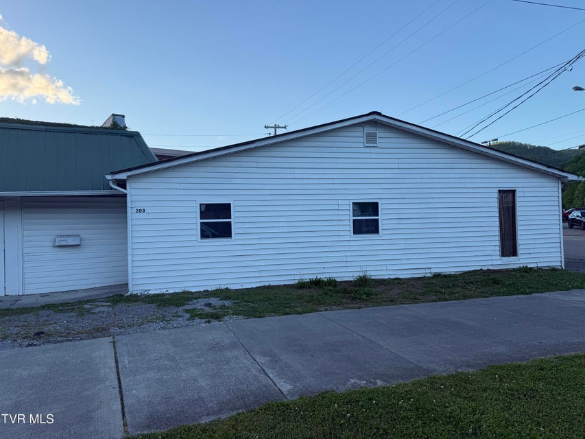 Photo #7: 201 5th Street