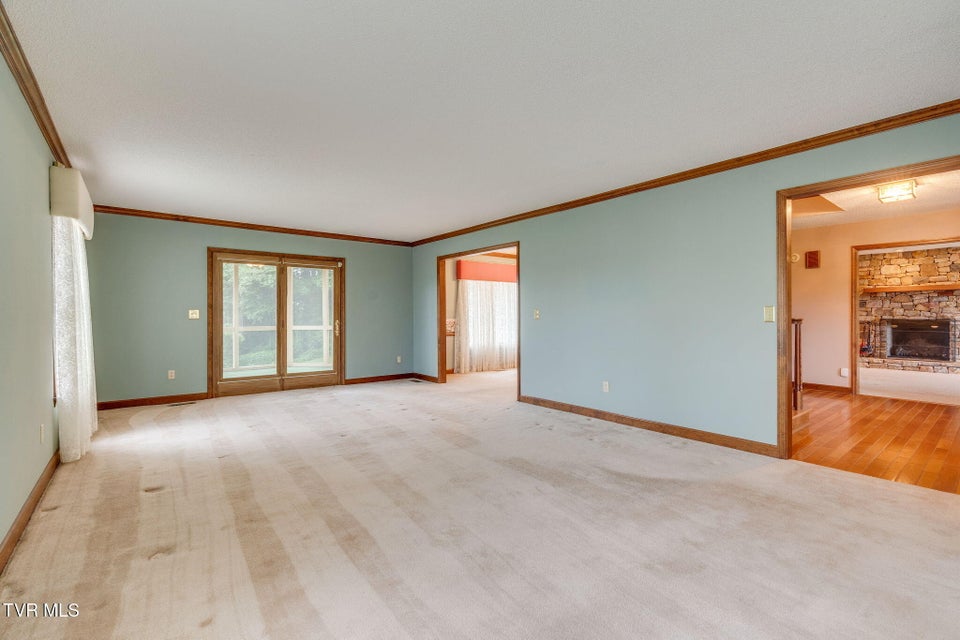 Photo #7: 3307 Victoria Court