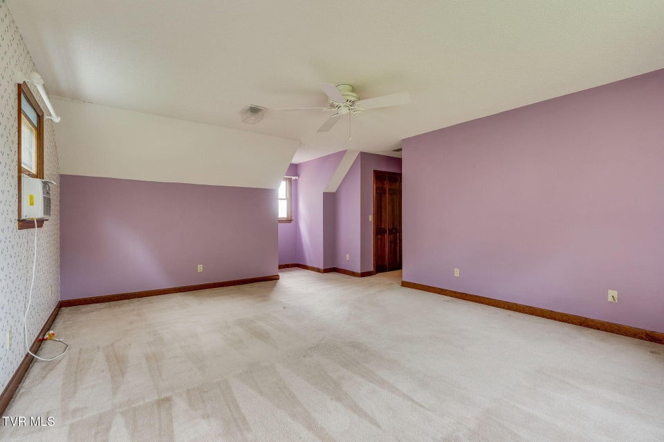 Photo #26: 3307 Victoria Court