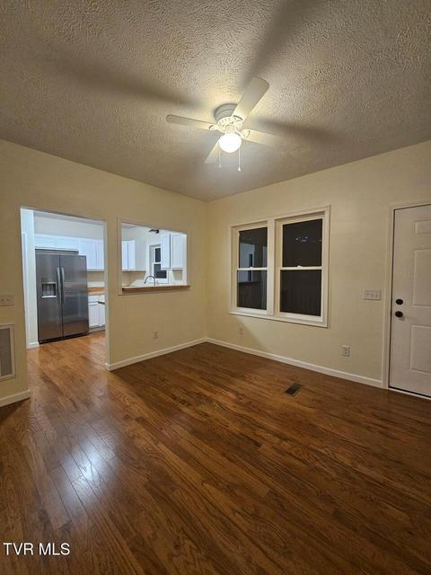 Photo #4: 120 Templeton Street