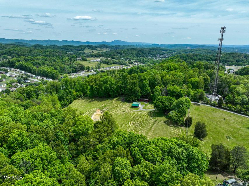 Photo #63: 634 Cherokee Drive