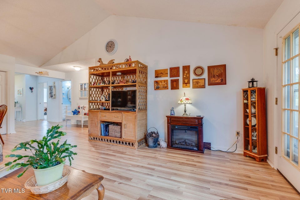 Photo #14: 127 Timberbrook Drive