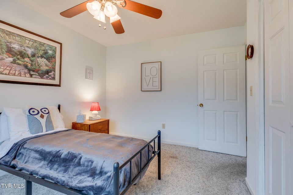 Photo #7: 127 Timberbrook Drive