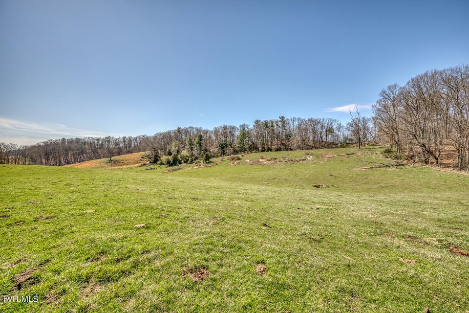 Photo #31: 705 Highway 44 
