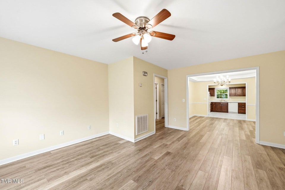 Photo #2: 2425 Lakeview Drive