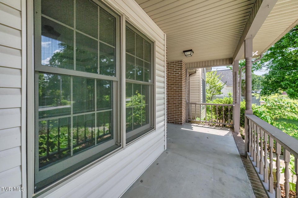Photo #5: 120 Hillview Court