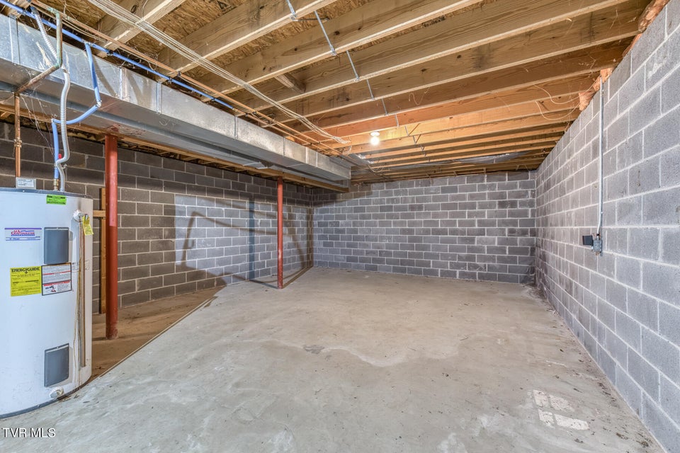 Photo #46: 120 Hillview Court