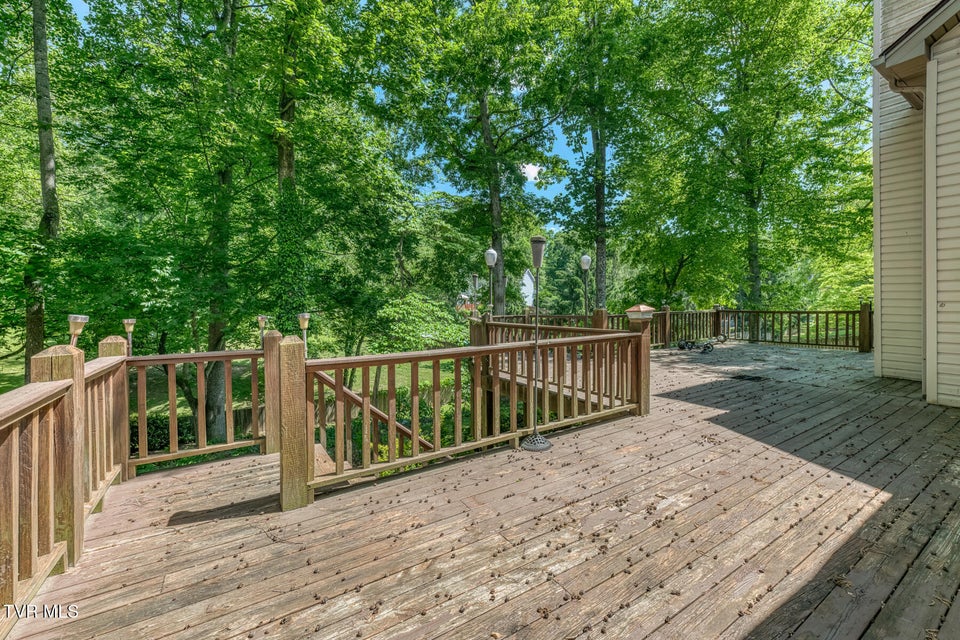 Photo #59: 120 Hillview Court