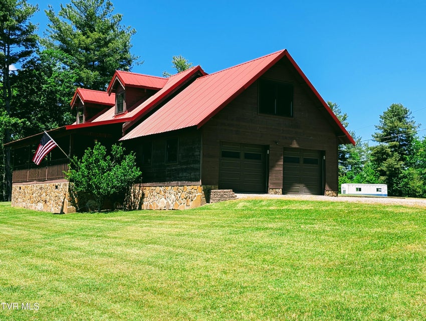 Photo #2: 3524 Fairfax Road