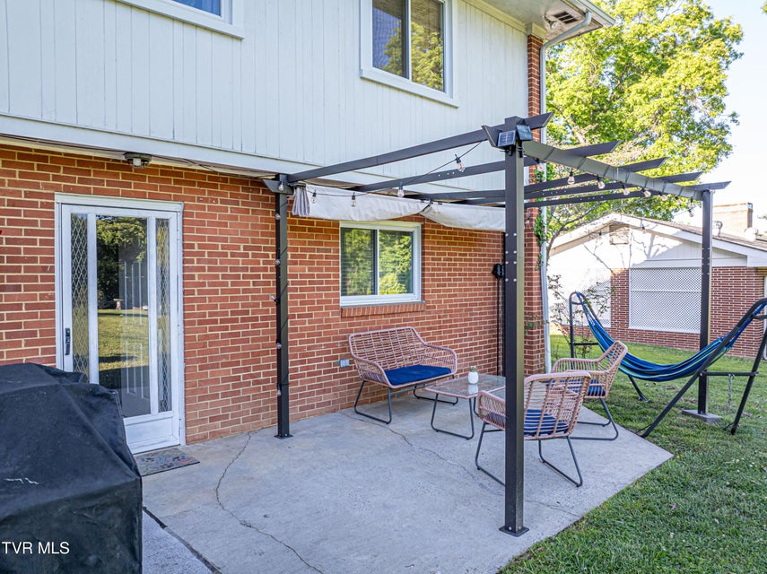 Photo #6: 190 Crestview Drive