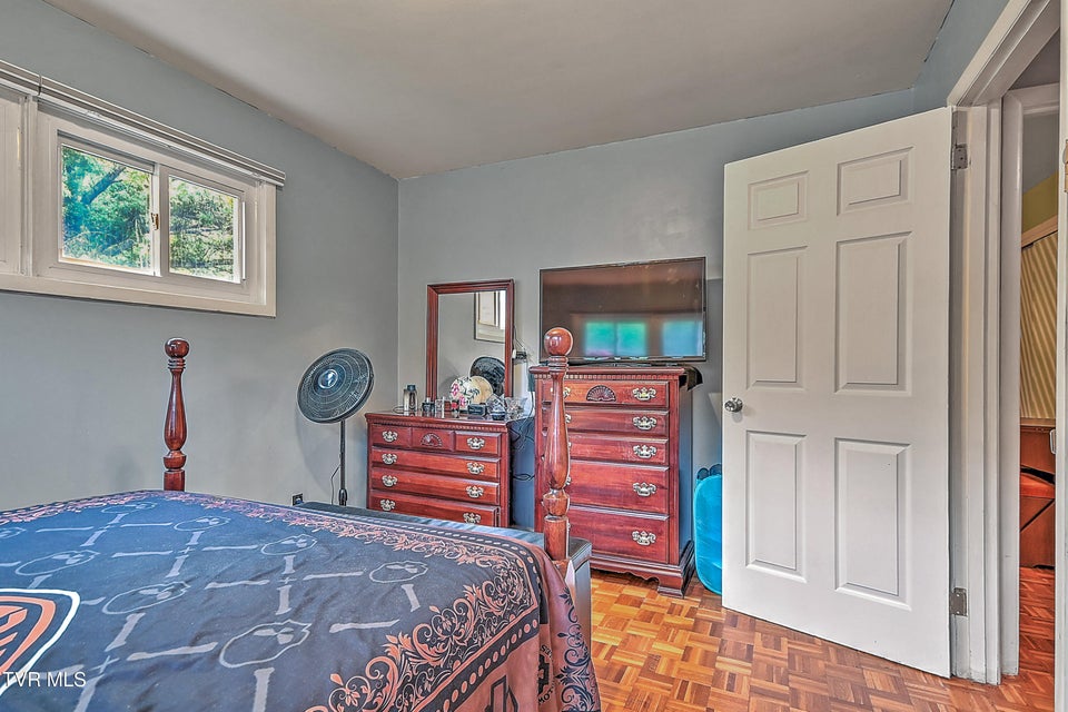 Photo #26: 2405 Melborne Drive