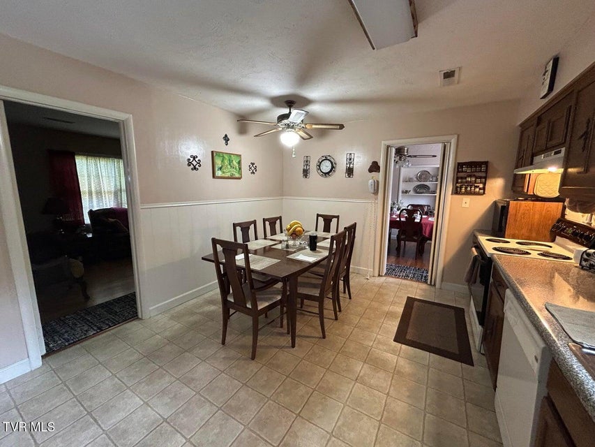 Photo #17: 1130 Hixson Avenue