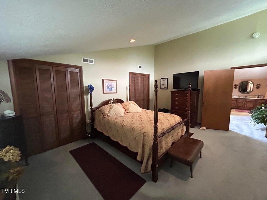 Photo #19: 1130 Hixson Avenue