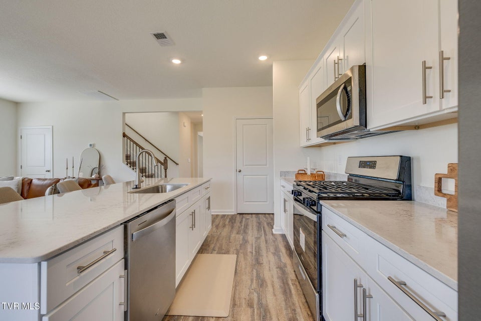 Photo #15: 804 Pinhoti Street