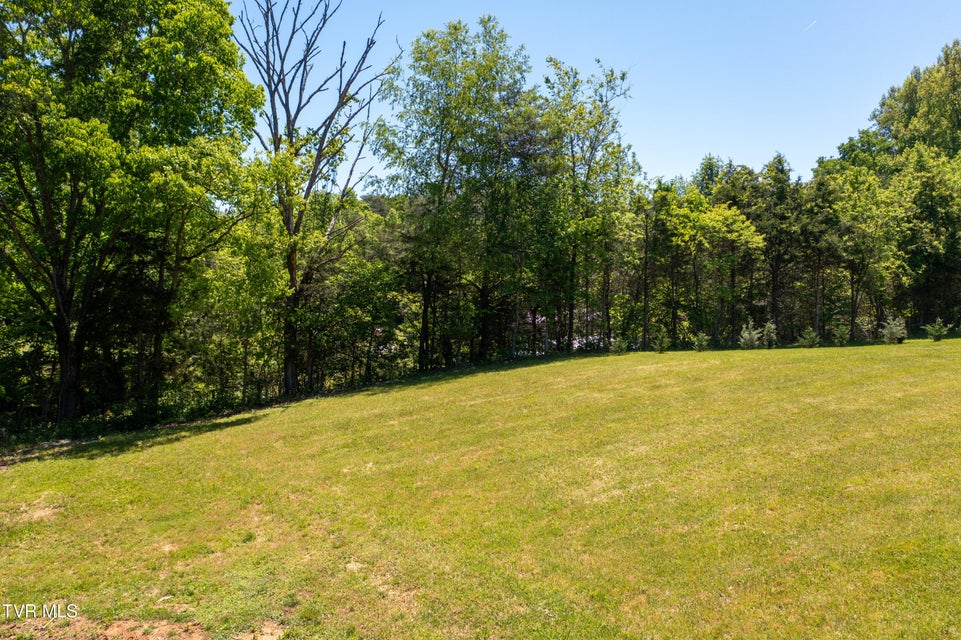 Photo #7: 882 Walnut Grove Road