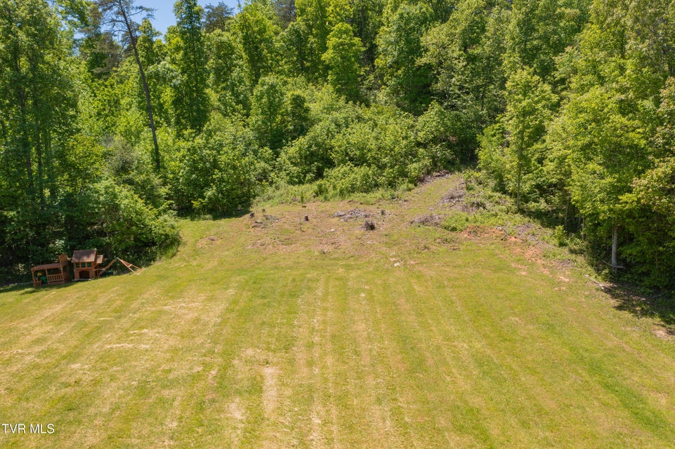 Photo #3: 882 Walnut Grove Road
