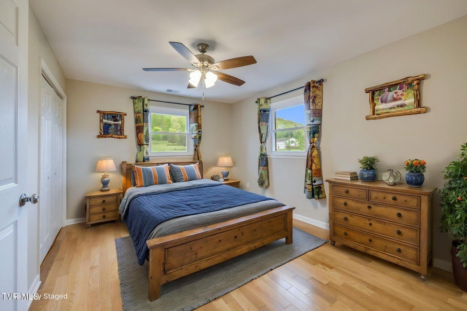 Photo #18: 534 Highland Acres 