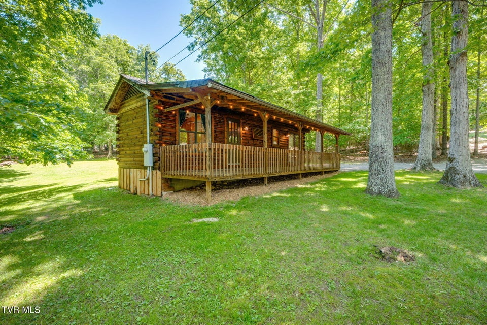 Photo #3: 497 Rockingham Road