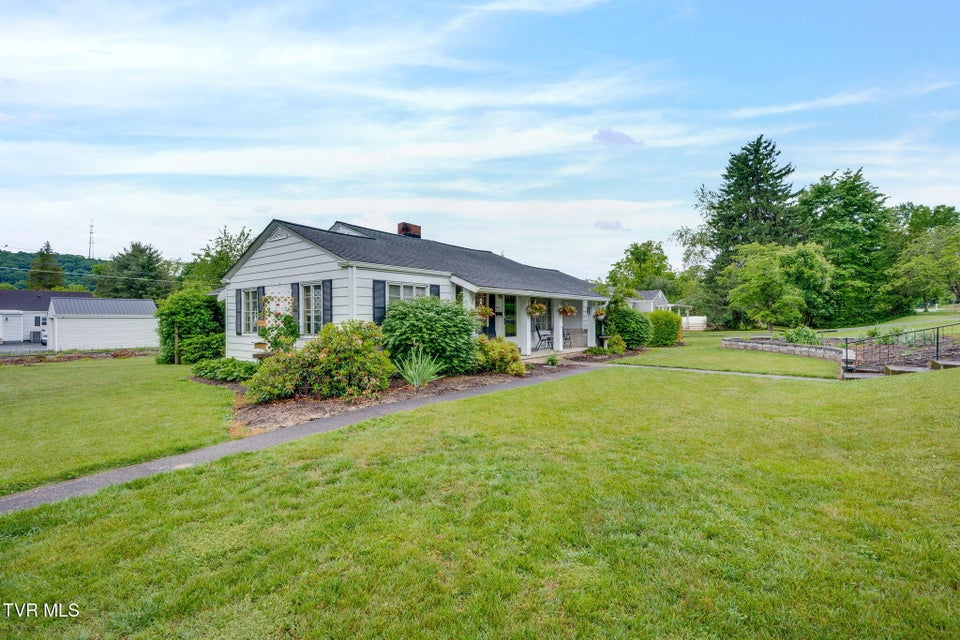 Photo #3: 706 Holston Avenue