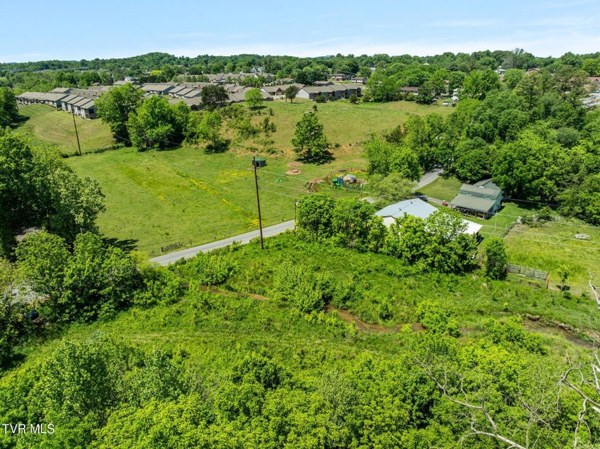 Photo #17: 148 Cox Road