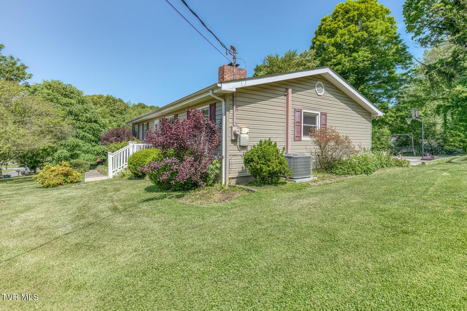 Photo #4: 117 Reed Road