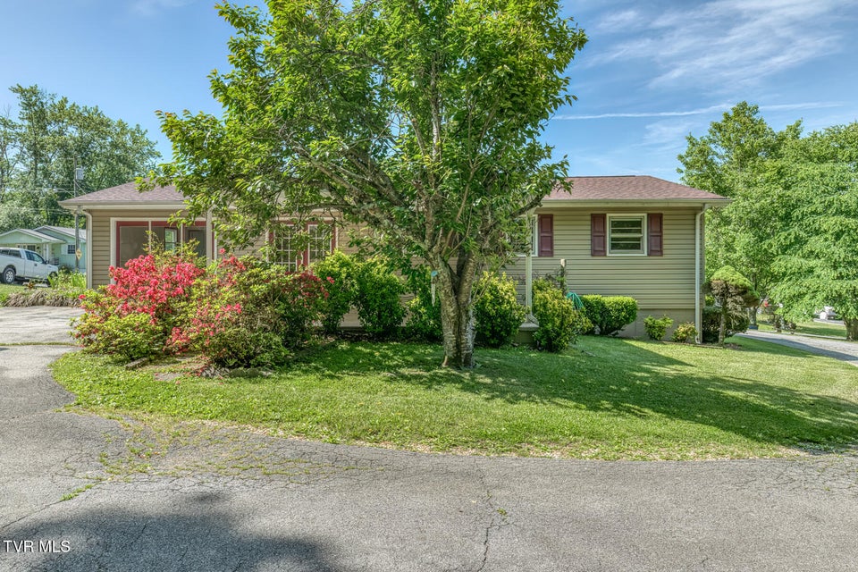 Photo #9: 117 Reed Road