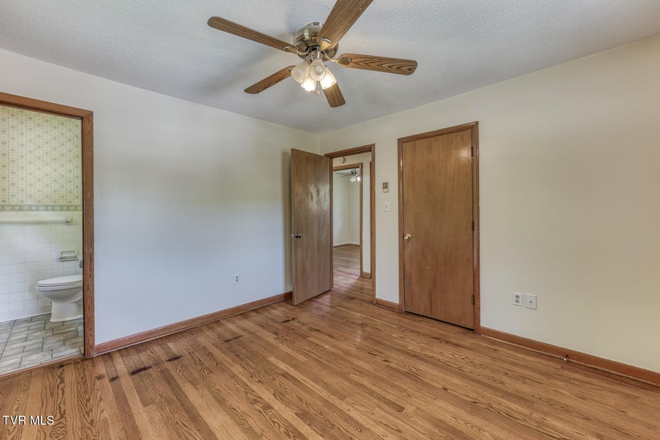 Photo #19: 117 Reed Road