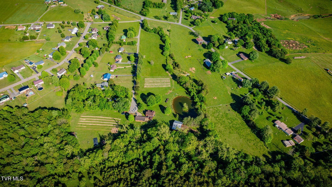 Photo #75: 147 Britton Lane