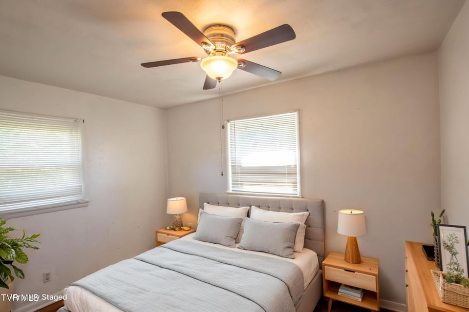 Photo #18: 1662 Carolina Avenue