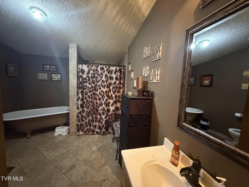 Photo #34: 6411 Yellow Poplar Street