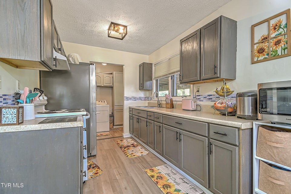 Photo #9: 329 Westfield Drive