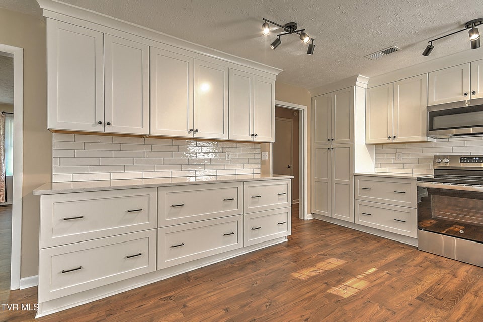 Photo #5: 3604 Deland Drive