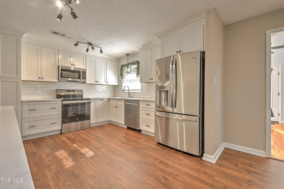 Photo #3: 3604 Deland Drive