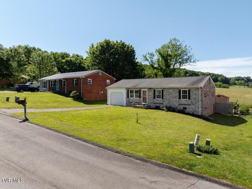 Photo #2: 139 Valley Pl Drive