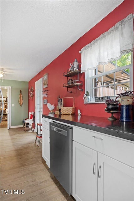 Photo #11: 139 Valley Pl Drive