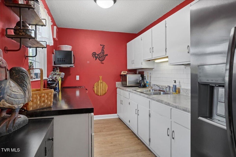 Photo #10: 139 Valley Pl Drive